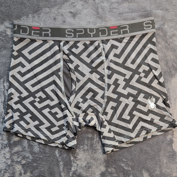 Spyder Gray Boxer Briefs with Modern Design - Picture 1 of 4